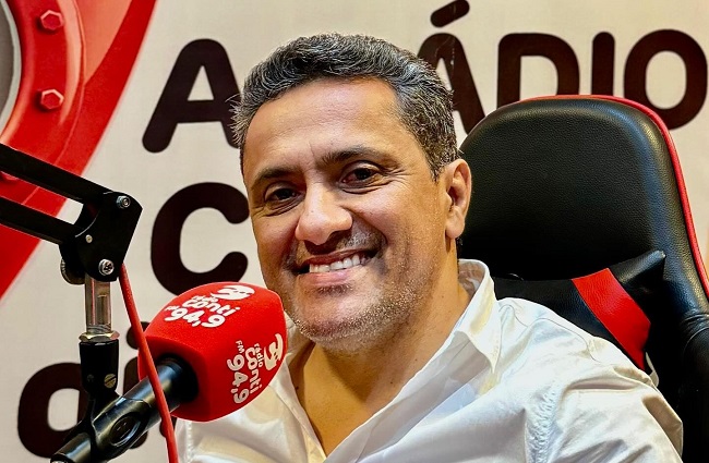 Prefeito eleito Paulistinha é entrevistado na Conti FM 94,9