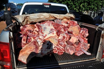 OperaÃ§Ã£o apreende 17 toneladas de carne e embarga 3 matadouros clandestinos