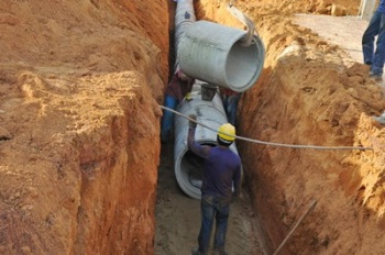 Mais Obras de Drenagem e PavimentaÃ§Ã£o acontecem em MatupÃ¡