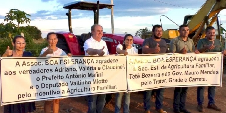 Deputado Valtinho Miotto entrega Patrulha Agrícola para Associação Boa Esperança