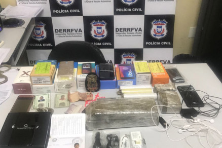 PolÃ­cia prende 2 pelo roubo de 120 celulares e tablets em CuiabÃ¡