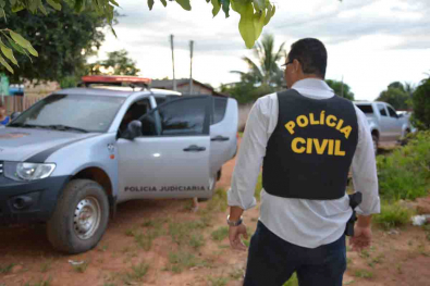 Dois bandidos morrem e policial Ã© baleado em confronto Nova Bandeirantes