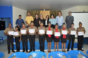 Formatura da 1Â° Turma da Oficina de LapidaÃ§Ã£o Luz do AmanhÃ£