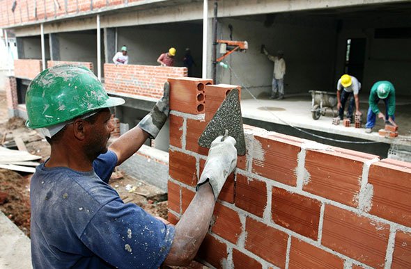 ConstruÃ§Ã£o civil se recupera e Mato Grosso volta a ter saldo positivo na geraÃ§Ã£o de empregos