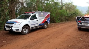 Taxista Ã© morto a tiros e tem corpo jogado em cÃ³rrego