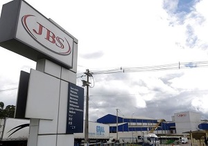 JBS Ã© condenada por nÃ£o ter local para amamentaÃ§Ã£o em unidade de MT