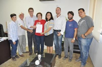 Prefeita Marinilde Decreta Hospede Oficial o Governador do Distrito 4440 do Rotary Clube.