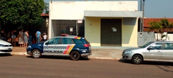 Policial militar Ã© assassinado no banheiro de casa