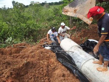 Secretaria de Obras implanta Linha de Manilhas e elimina atoleiro na Gleba ETA