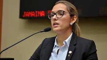  Janaina diz que governo tenta jogar culpa do caos na saÃºde nos municÃ­pios