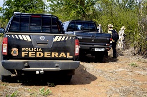 PF cumpre mandados contra empresÃ¡rios por lavagem de dinheiro