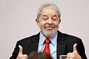 Deputados do PT incorporam Lula ao nome parlamentar