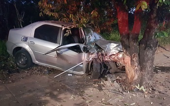 Sete pessoas ficam feridas em acidente com dois carros em avenida de CuiabÃ¡