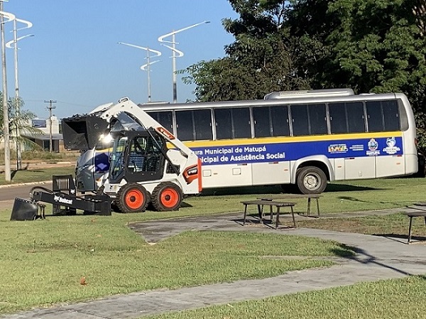 Melhor Idade e Secretaria de Urbanismo contemplados em Matupá