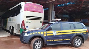 MÃ©dico boliviano Ã© preso por suspeita de assÃ©dio a jovem em Ã´nibus