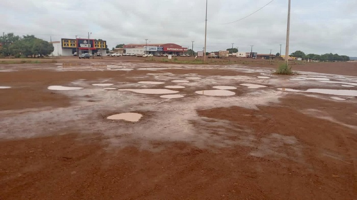 No Buraco: Ruas e Avenidas de União do Norte no completo abandono