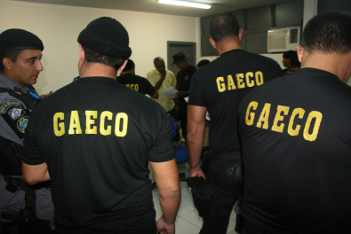 Gaeco prende delegado e 2 policiais pelos crimes de tortura