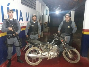 PolÃ­cia Militar de MatupÃ¡ recupera moto roubada 