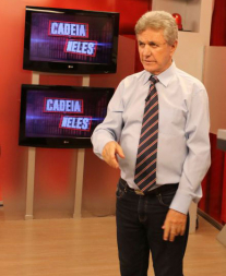 Apresentador do Cadeia Neles fratura fÃªmur e se afasta da TV