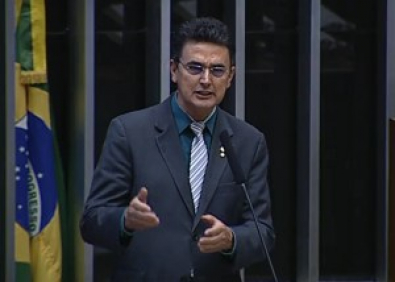 PT pode lanÃ§ar deputado ao Governo