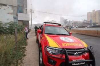 BotijÃ£o de gÃ¡s explode em apartamento e moradores sÃ£o evacuados Ã s pressas